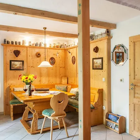 Lucia Appartement *
