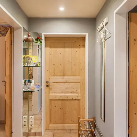 Lucia Apartment Oberau (Garmisch-Partenkirchen)